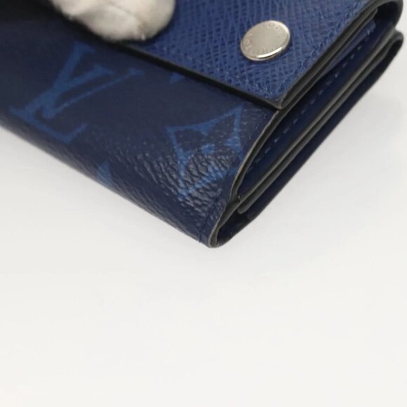 LOUIS VUITTON Taigalama Discovery Compact wallet Wallet Blue M67620 Auth 134375 - Picture 14 of 16
